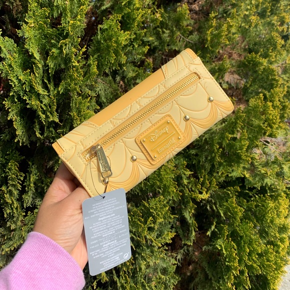 Beauty and the Beast Belle Cosplay Mini-Backpack and wallet - Picture 9 of 9